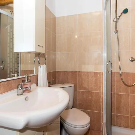 Awesome In With Jacuzzi * Bajagic